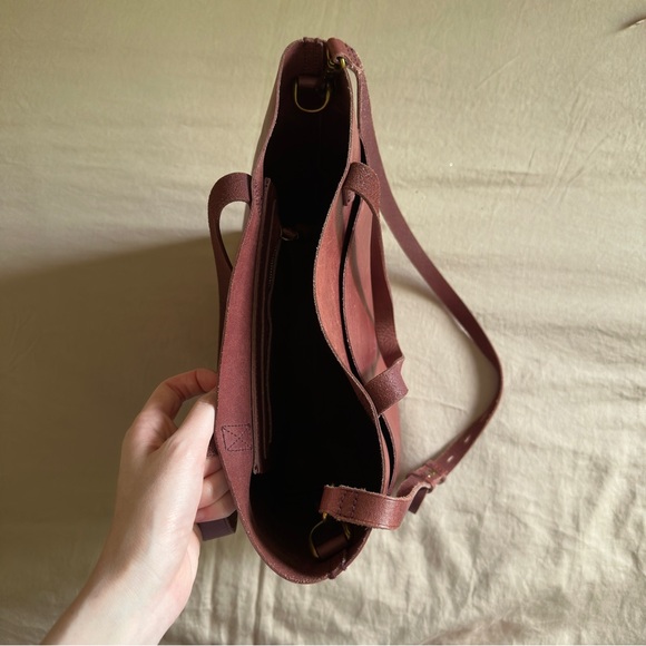 Madewell Medium Transport Crossbody Tote in Burgundy - Picture 6 of 8